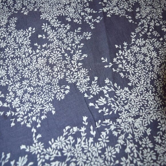 Cute Navy & Blue scarf / shawl - Picture 2 of 2